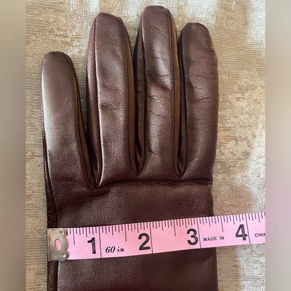 100% Genuine Leather Malo Cocktail Length Gloves - Picture 7 of 13
